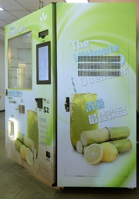 Frucht-kombinierter Automat Bill Coin Operated Fresh Sugar Cane Machine