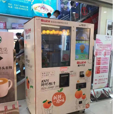 Frische Frucht-Juice Vending Machine 800W Saimon PLC-Druckbehälter für Flughafen