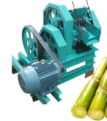 kleine Sugar Cane Squeezer Vertical Sugarcane Juice Zerkleinerungsmaschinen-Maschine 1000kg/H